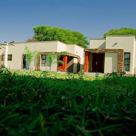 Nexovant Furnished Apartments Maun Exterior photo